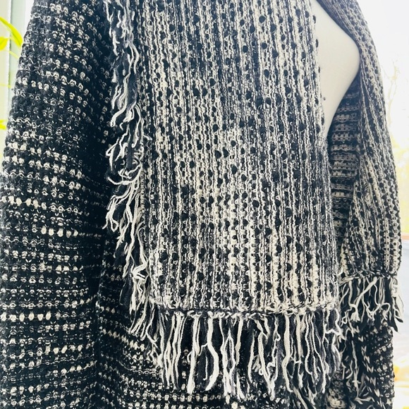 Vince shawl collar fringe sweater coat - Picture 3 of 6